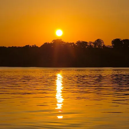 Seeblick Hausboot Sambesi Tekne *