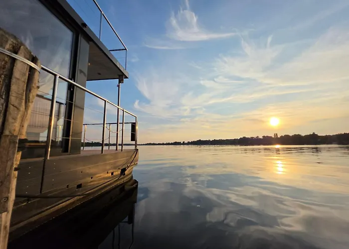 Seeblick Hausboot Sambesi *